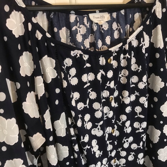 Siren Lily Tops - Siren Lily Maternity Blue Floral Long Sleeve EUC